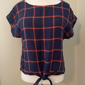 L.L. Bean Signature Baird McNutt Irish Linen top